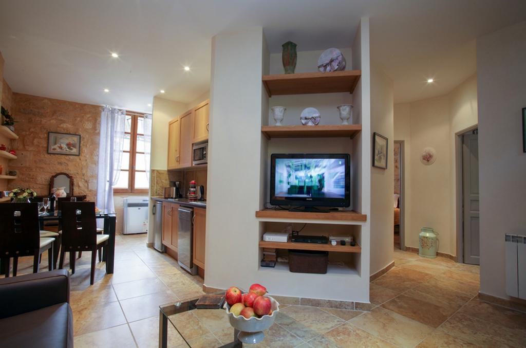 Le Grenier Du Chapitre Apartment ซาร์ลา-ลา-กาเนดา ห้อง รูปภาพ